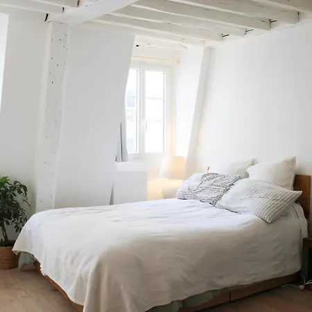 Beautiful For Couple With Courtyard *